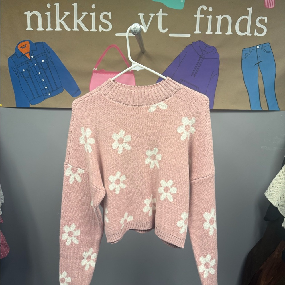 Hollister Pink Daisy Sweater
